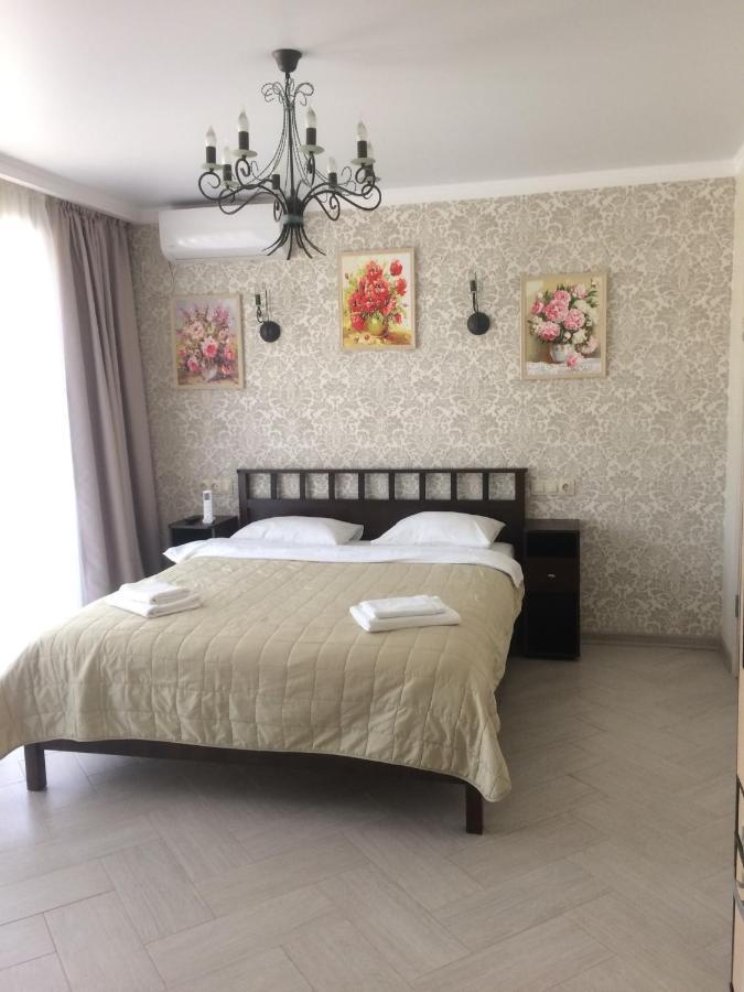 Guest House Гости Pizunda Esterno foto