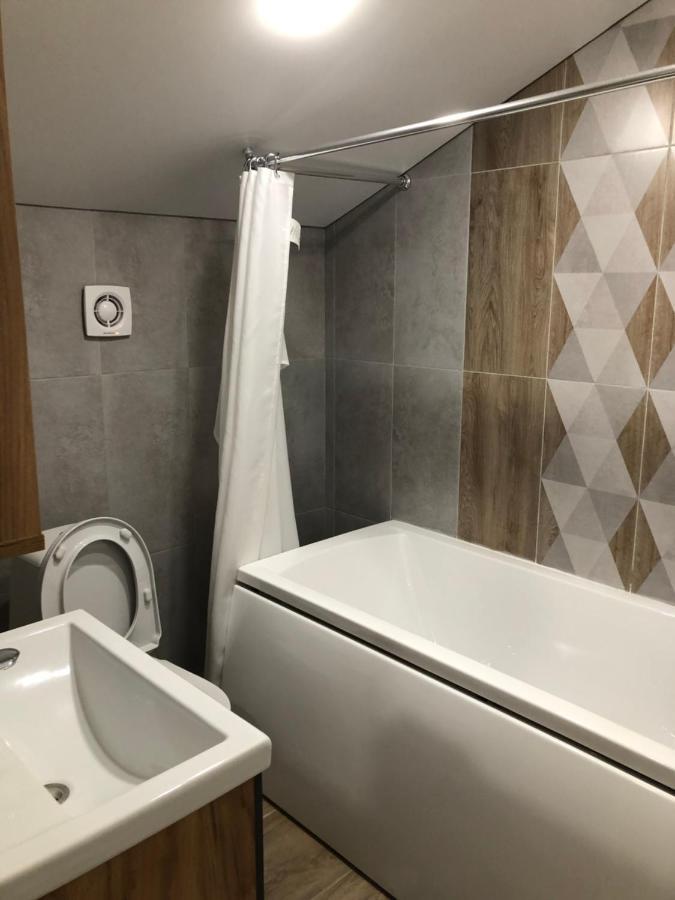 Guest House Гости Pizunda Esterno foto